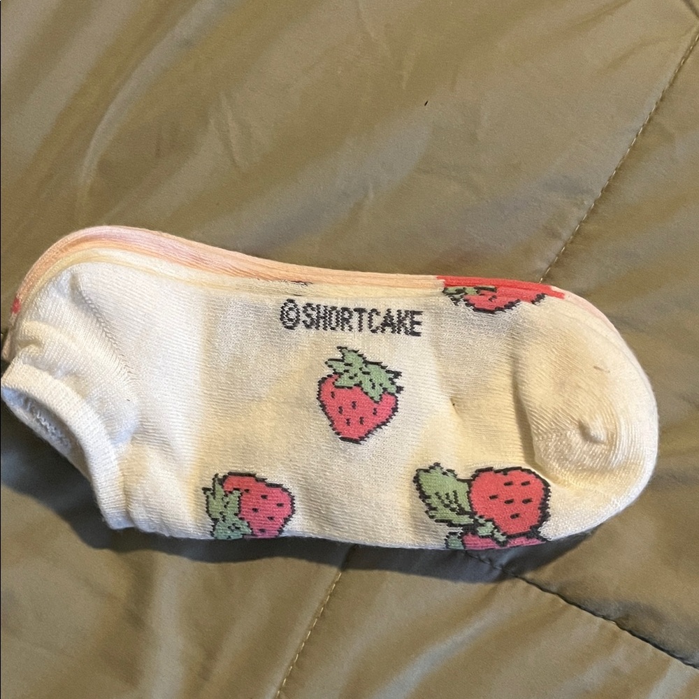 Adult Strawberry Print Ankle Socks 2 Pair